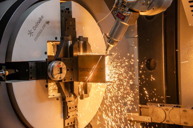 What Can a Fiber Laser Cutter for Metal Do for Your Business? Featured Image